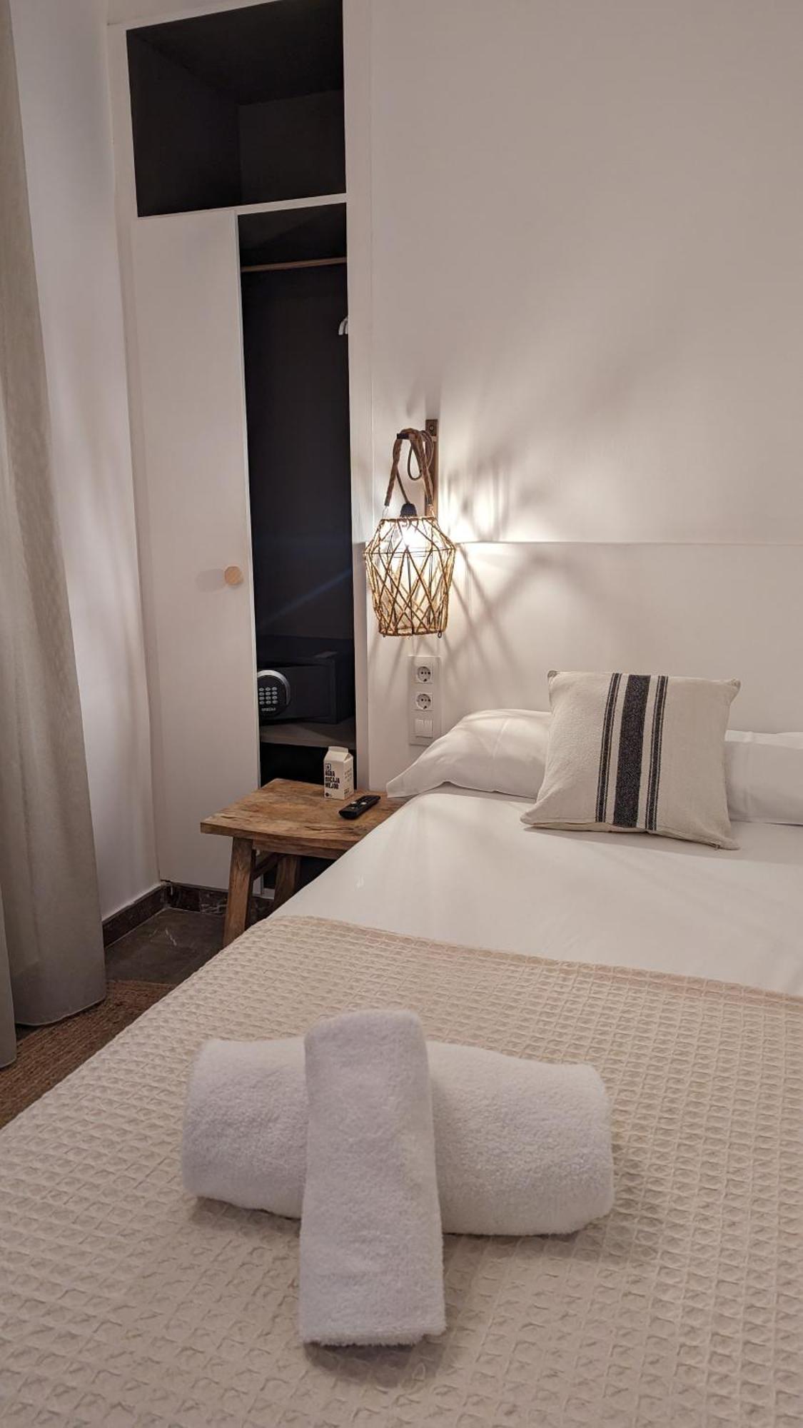 Hostal Es Niu De Tamariu Eksteriør billede